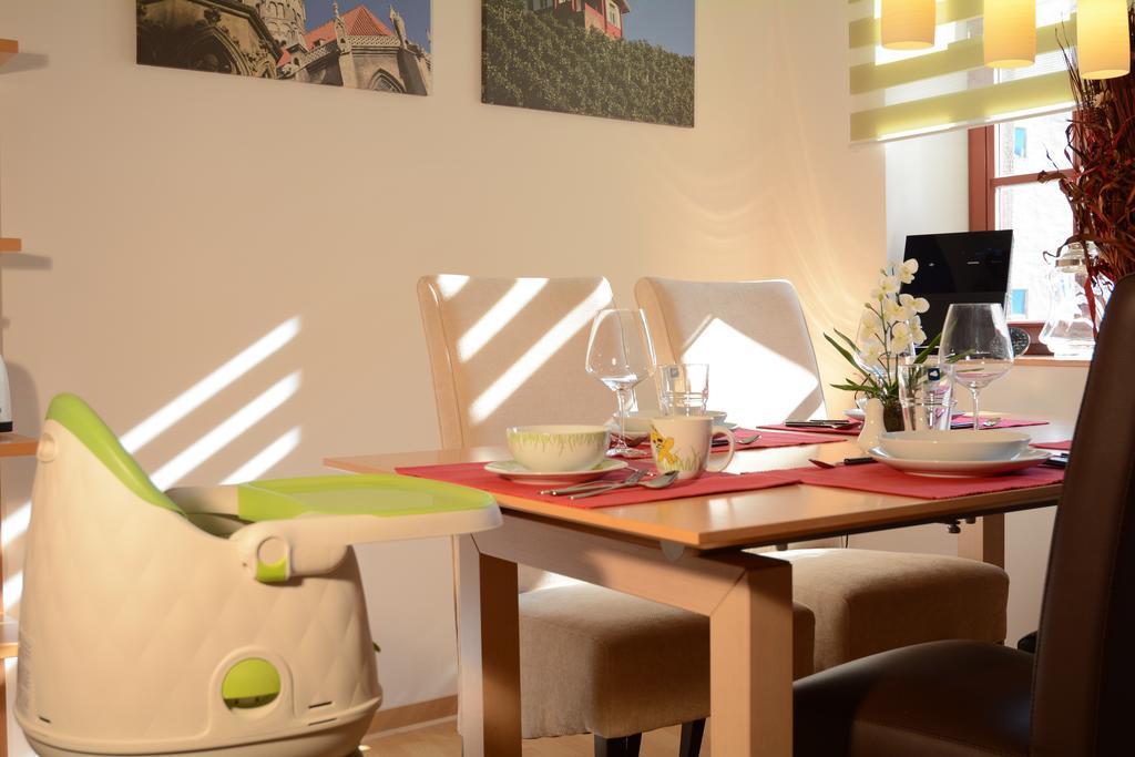 Ferienwohnung Domschatz Naumburg  Phòng bức ảnh
