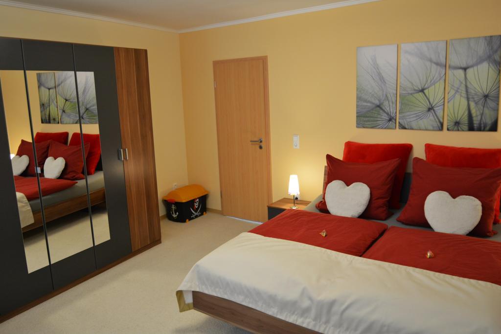 Ferienwohnung Domschatz Naumburg  Ngoại thất bức ảnh
